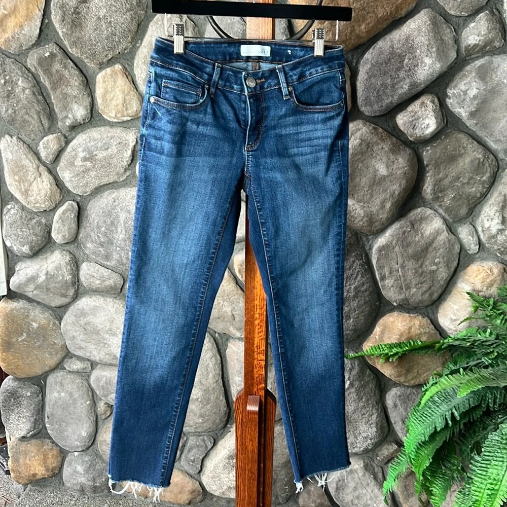 Ann Taylor Loft Curvy Straight Jeans  Size 25